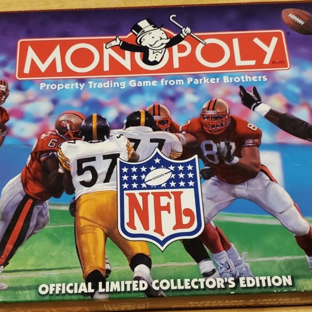 Monopoly NFL Football Official Limited Collector's Edition **USED**
